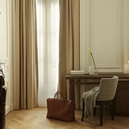 Maison Delano